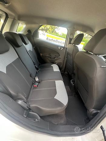 
								Ford EcoSport 1.5 TDCi 95 CV Titanium S full									