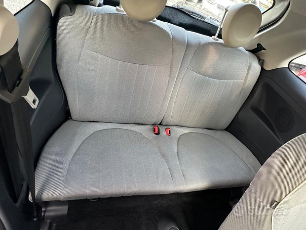 
								Fiat 500 1.2 Lounge full									