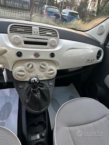 
								Fiat 500 1.2 Lounge full									