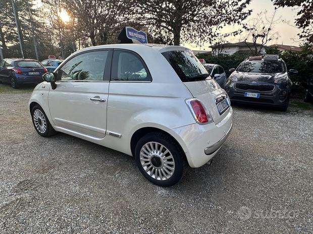 
								Fiat 500 1.2 Lounge full									