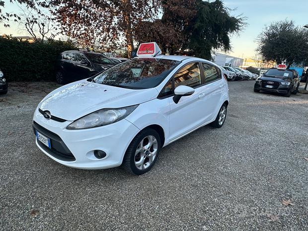 
								Ford Fiesta 1.2 60CV 5p. Tit. full									