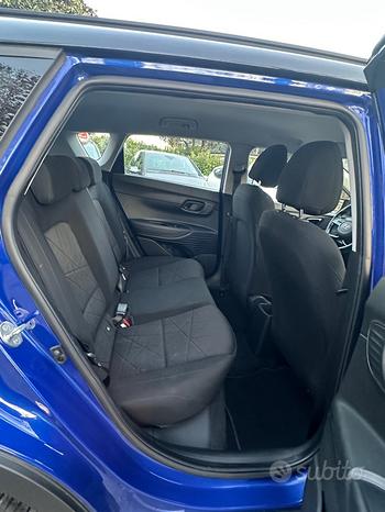 
								Hyundai Bayon 1.0 T-GDI Hybrid 48V iMT XClass full									
