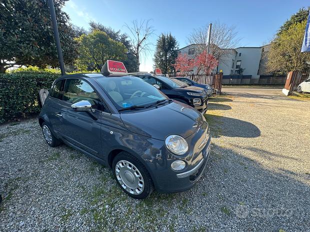 
								Fiat 500 1.2 Lounge full									