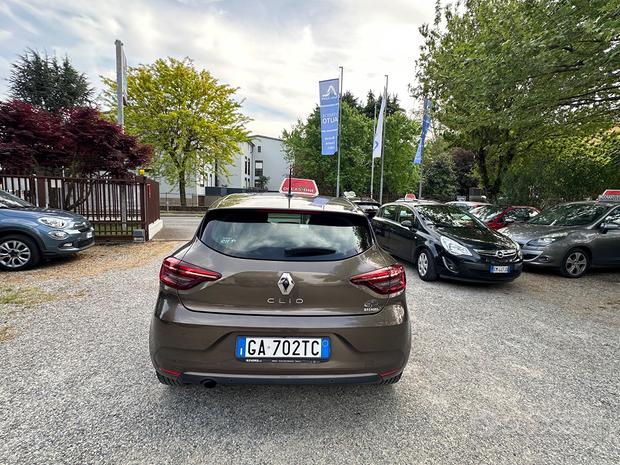 
								Renault Clio Blue dCi 85 CV 5 porte Zen full									