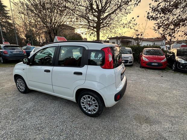 
								Fiat Panda 1.2 EasyPower Lounge full									