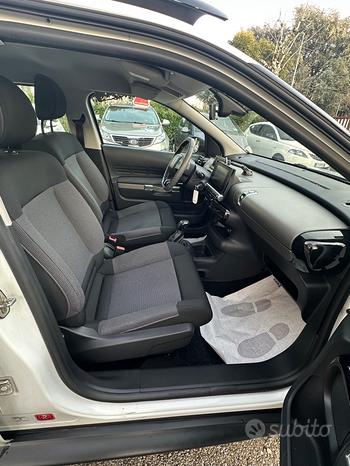 
								Citroen C4 Cactus PureTech 82 Shine full									