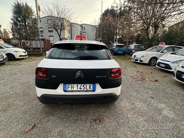 
								Citroen C4 Cactus PureTech 82 Shine full									